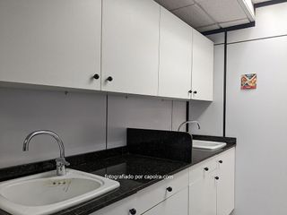 Oficina en alquiler en Sant Just Desvern