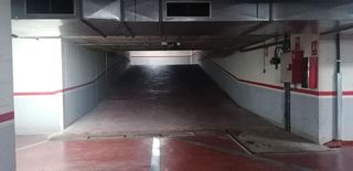 Garaje en venta en Eixample Sud – Migdia en Girona