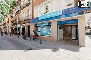 Local comercial en alquiler en Cortes - Huertas en Madrid