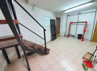 Local comercial en alquiler en El Llano en Gijón