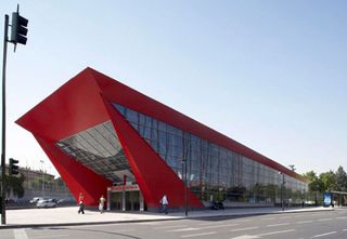 Local comercial en alquiler en Opañel en Madrid