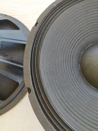 Altavoz Generico 15 300W AES