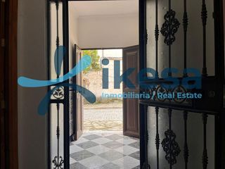 Casa adosada en venta en Morón de la Frontera