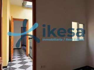 Casa adosada en venta en Morón de la Frontera