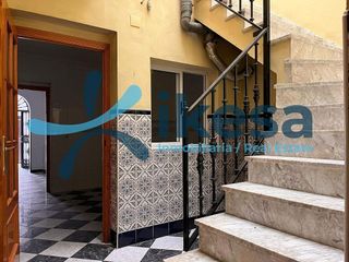 Casa adosada en venta en Morón de la Frontera