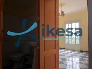 Casa adosada en venta en Morón de la Frontera
