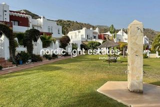 Casa adosada en venta en Almijara - Capistrano - Cueva de Nerja en Nerja