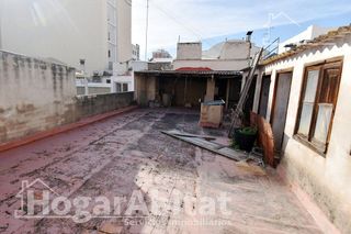 Chalet en venta en Piscinas en Villarreal