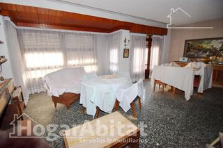Chalet en venta en Piscinas en Villarreal