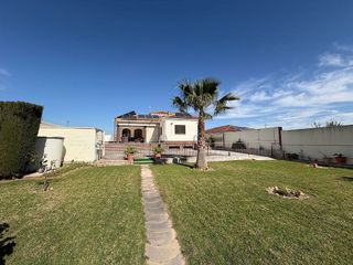 Chalet en venta en Almensilla