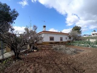 Chalet en venta en Monserrat