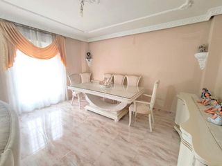 Casa adosada en venta en Centro Bº Doscientas en Azuqueca de Henares