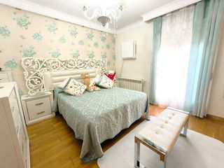 Casa adosada en venta en Centro Bº Doscientas en Azuqueca de Henares