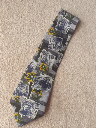 Cravatta vintage floreale blu e gialla