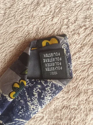 Cravatta vintage floreale blu e gialla