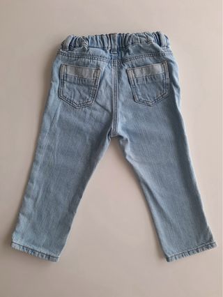 Vaqueros H&M bebé desgastados