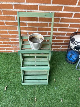 Portavasi in legno verde