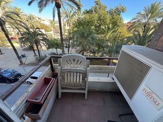 Piso en venta en Carolinas Bajas en Alicante