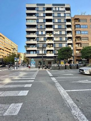 Piso en venta en El Grau en Valencia