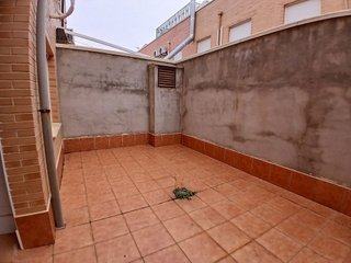 Casa adosada en venta en Tomelloso