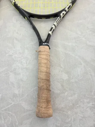 Raquetas de tenis Wilson y Head para niños