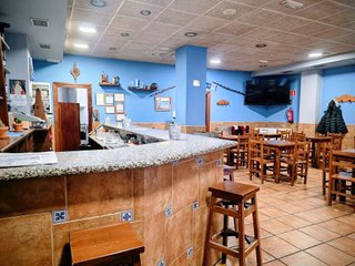 Local comercial en venta en La Pola Siero en Siero