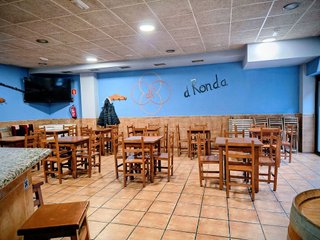 Local comercial en venta en La Pola Siero en Siero