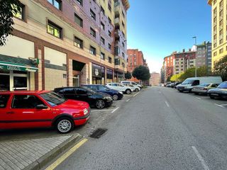 Local comercial en alquiler en La Magdalena - Versalles en Avilés