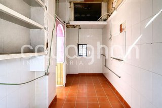 Local comercial en venta en Centro en Chiva