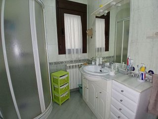 Casa adosada en venta en Tomelloso