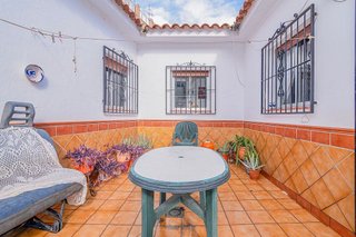 Casa adosada en venta en Loja