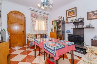 Casa adosada en venta en Loja