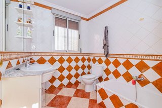 Casa adosada en venta en Loja