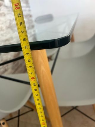 Mesa cristal y 4 sillas Sklum
