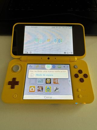 Nintendo 2DS XL Pikachu Edition