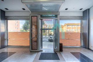 Local comercial en venta en Buenavista - El Cristo en Oviedo