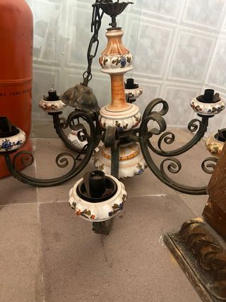 Lámpara de techo antigua cerámica y metal