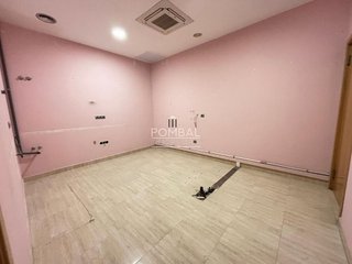 Local comercial en venta en Arzúa