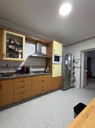 Chalet en venta en Carmona