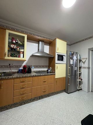 Chalet en venta en Carmona