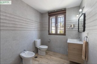 Casa pareada en venta en Zubia (La)