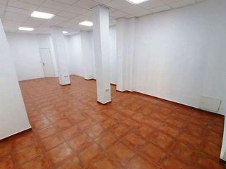 Local comercial en alquiler en Centro en Cáceres