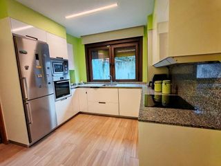 Chalet en venta en Matamá - Beade - Bembrive - Valádares - Zamáns en Vigo