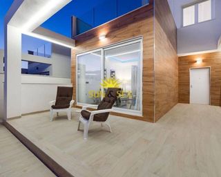 Casa en venta en Nueva Torrevieja - Aguas Nuevas en Torrevieja