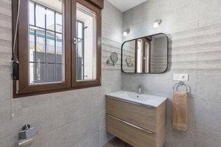 Chalet en venta en Zubia (La)