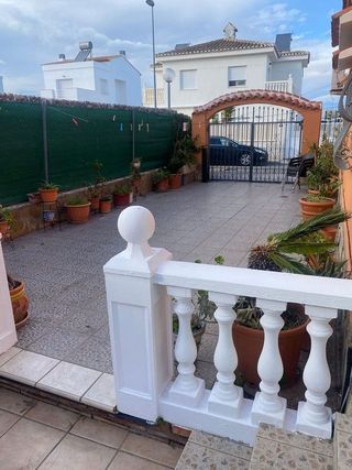 Chalet en venta en Oliva Playa en Oliva