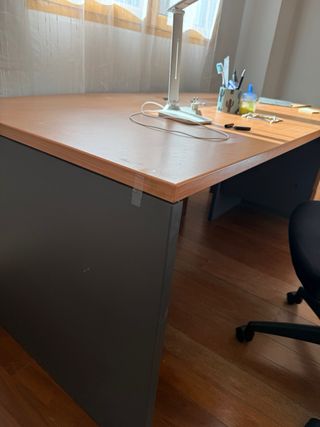 Mesa de despacho madera y metal