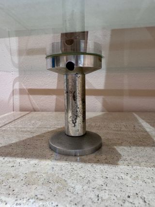 Mobile ingresso in marmo e vetro