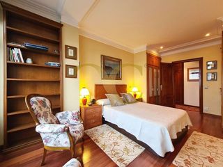 Piso en venta en Centro en Gijón