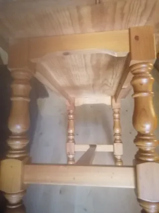 Mesita de centro de madera